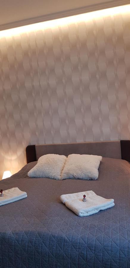 Rozsa Apartmanhaz แซแก็ด ภายนอก รูปภาพ